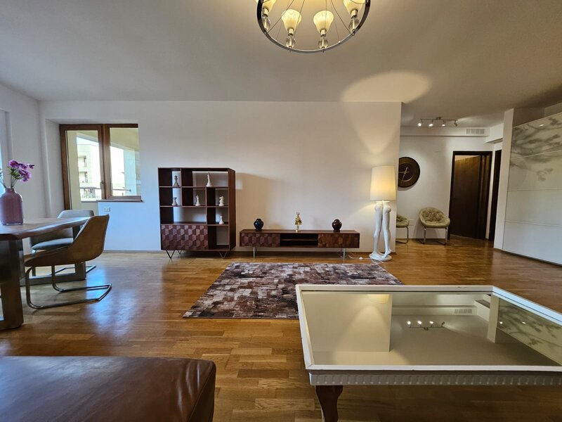 Herastrau Cartierul Francez apartament 3 camere, 130 mp/mobilat si utilat